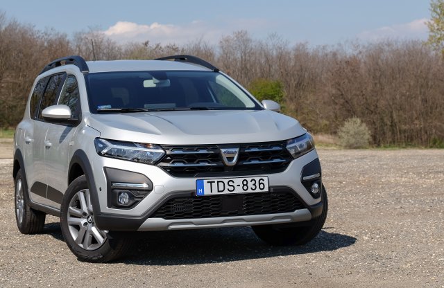 Hazai próba: Dacia Jogger - ennél tényleg nem kell több!
