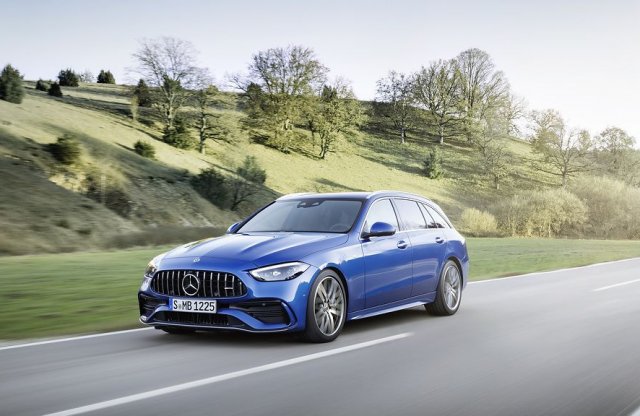 A C-osztály is megkapja az AMG kétliteres motorját