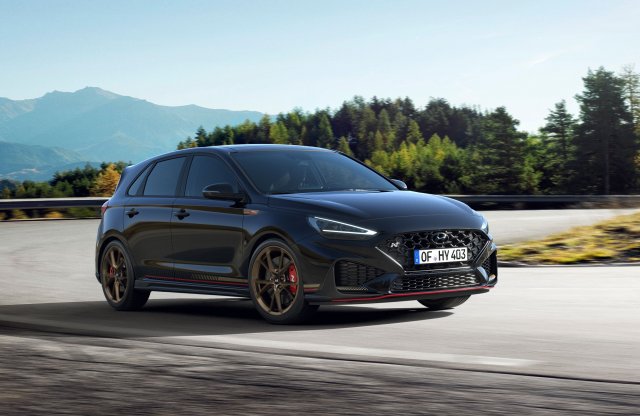 Bronz felniken gurul a Hyundai i30 N gyári különkiadása