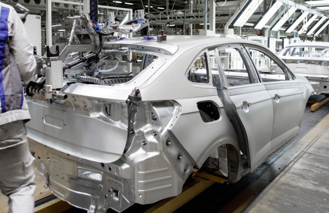 Már idén a Tesla babérjaira törne a Volkswagen