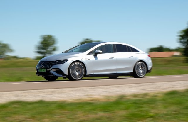 Csak ne fekete legyen! Így kaparintottam meg AMG-ként az EQE-t