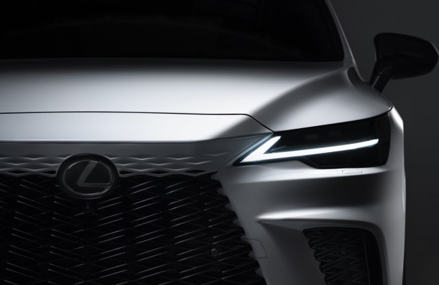 Hamarosan jön az új Lexus RX, mutatjuk, mit várunk tőle!