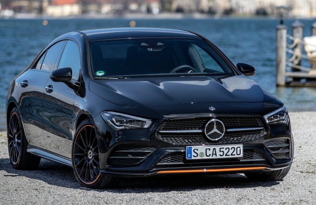 Több olcsóbb modellnek is búcsút int a Mercedes-Benz