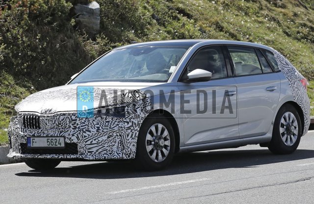 Frissül a Škoda kompaktja, mutatjuk, mit várhatunk tőle!