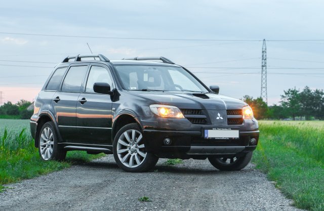 Evo motorral még a SUV is vonzó? Turbós Outlandert próbáltunk!