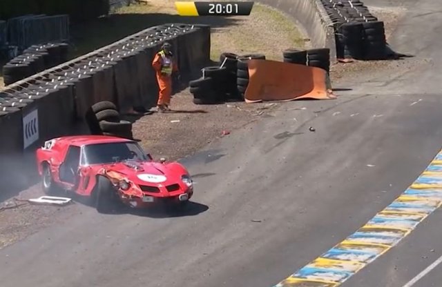 Összetörtek egy 12 milliárd forint értékű, egyedi Ferrarit!