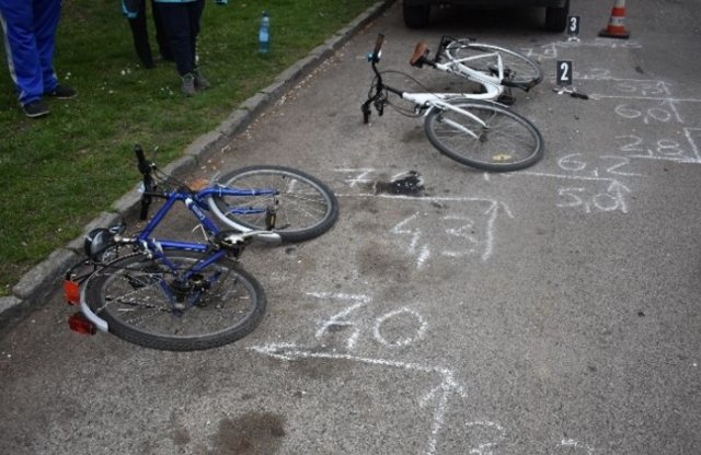 Elsodorta a biciklist: nem fogod kitalálni, hogy akarta megúszni