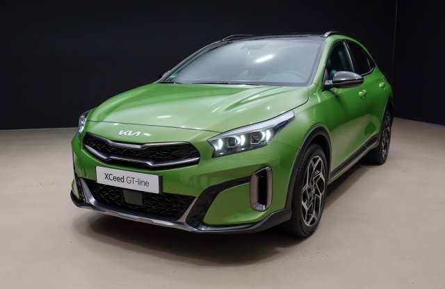 Sportosabb és még több hibridet adó lett a Kia XCeed