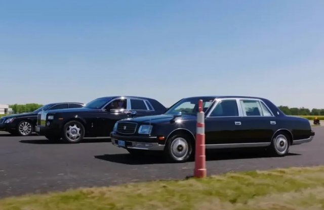 Luxuslimuzinok csatája: legyőzi a Toyota a Rolls-Royce-t?