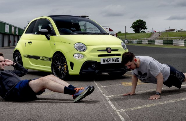 Pályanapra járni jobb mint konditerembe az Abarth szerint