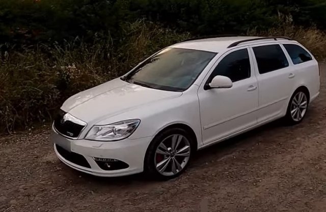 Itthon még meg is bámulnák: végsebesség-teszten az Octavia II RS