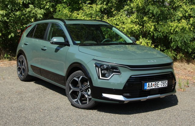 Itthon az új Kia Niro, mutatjuk az árait!