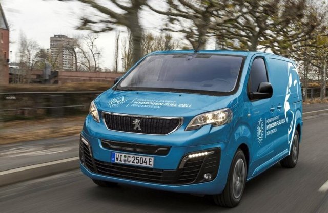 A jövő melósautója lehet a hidrogén hajtotta Peugeot furgon?