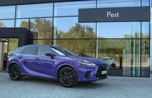 Itthon az új Lexus RX, mutatjuk, hol nézheted meg te is!
