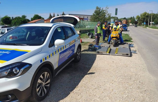 Új eszközt vetett be a rendőrség a robogósok ellenőrzésére