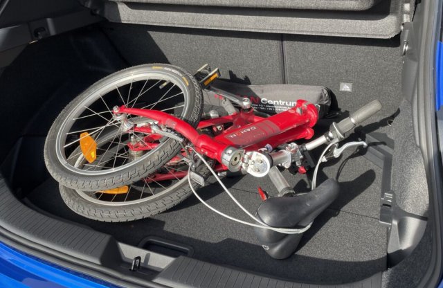 Itt a kormány válasza a vasárnapi autótilalom ötletére