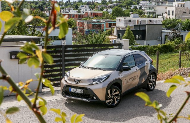 A bevásárlókocsik királya: teszten a Toyota Aygo X