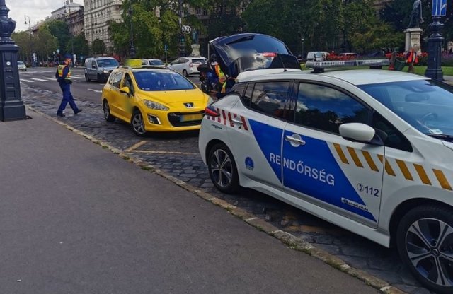 Szinte minden harmadik percben érkezett egy gyorshajtó