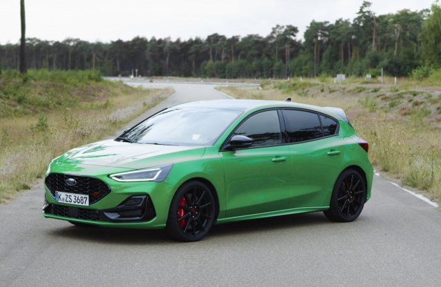 Ezzel a gyári extrával pályaautóvá varázsolható a Ford Focus ST