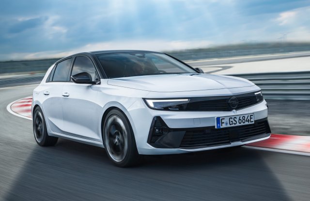 Valóban az Astrával tér vissza a GSe logó