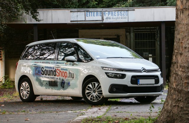 Nagycsaládos fellépőfurgon: nem csak DJ-knek tökéletes!