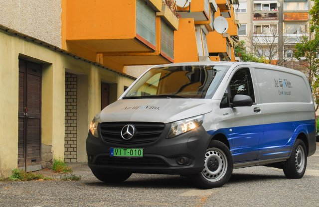 A tökéletes villanyautó? Amire való, arra igen!