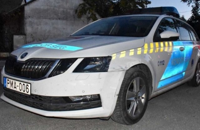 F Astrával menekült, majd egy szekrény alá bújt a rendőrök elől