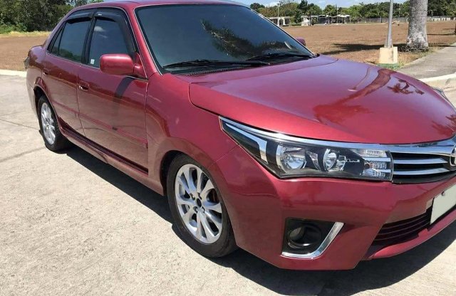 Háztáji facelift a köbön: 21 éves Corolla kapott új arcot!