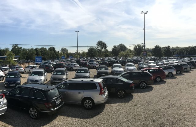 Egyre kevesebben vesznek autót hazánkban