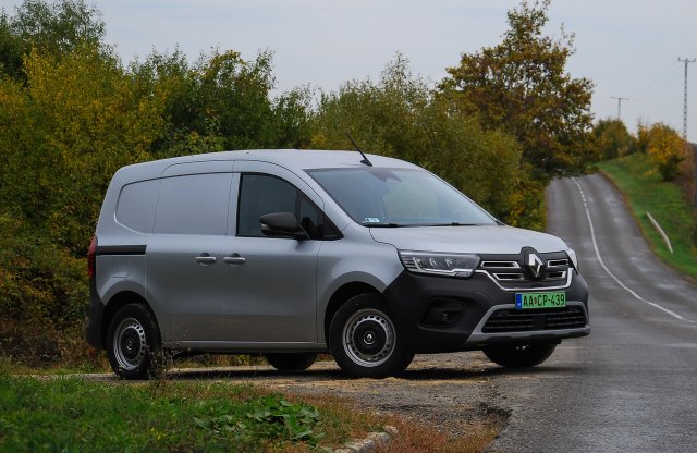 Villannyal is furgon-etalon? Meghajtottuk az elektromos Kangoot!