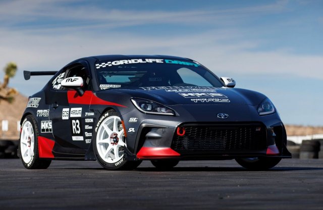 Profi műhelyeknél is jobb driftautót csinált a GR86-ból a fotós