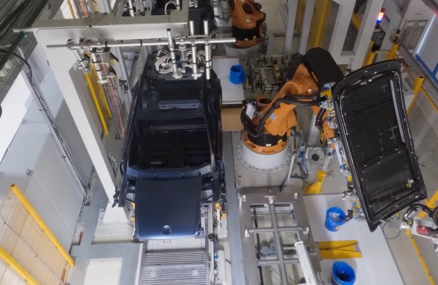 Videó: így készül a villanyautó!