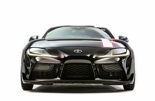 Ilyenek a negyedmérföldre szánt Suprák!