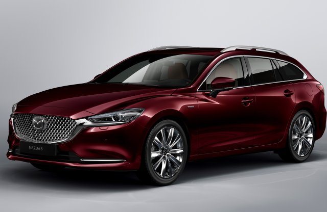 10 év után sem cserélik le: ismét csak frissül a Mazda6