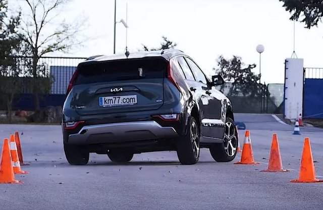 Sportautókat megszégyenítő kezelhetőséggel bír az új Kia Niro?