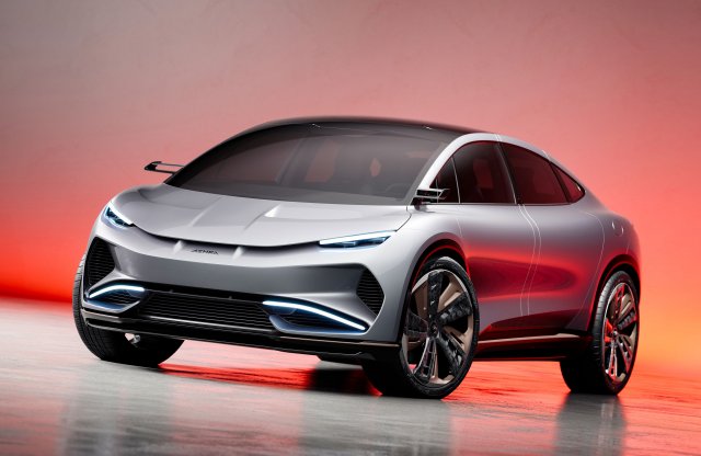 Sci-fi parádé az első olasz villanyautómárka első modellje