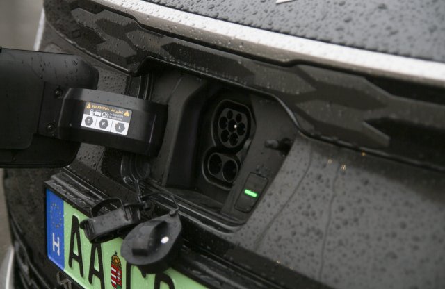 Valóban ennyire súlyos a Mobiliti töltőhálózatának áremelése?