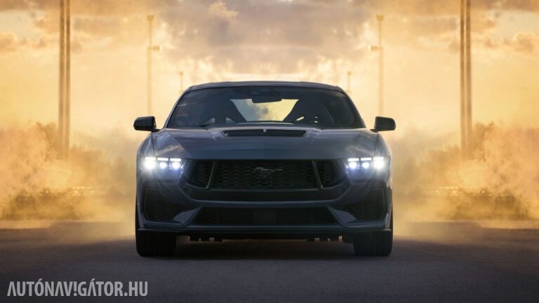 Kalapács alá kerül az első 7. generációs Ford Mustang