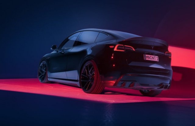 Karbon légterelők egy Tesla Model Y-on? A Novitec megcsinálta