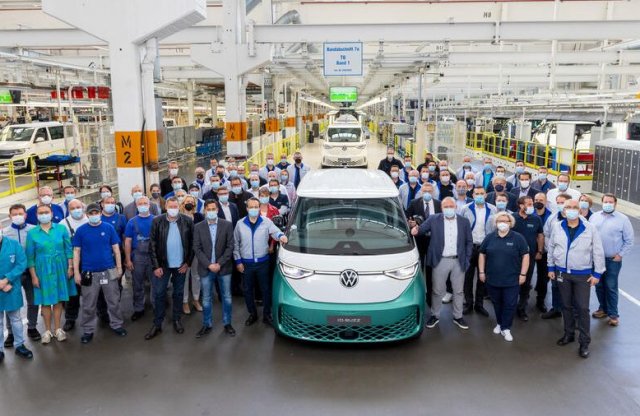 Úgy tűnik, volt értelme elektromos kisbusz fejlesztésébe kezdeni