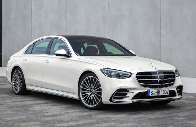 Zöld utat kaptak az önvezető Mercedesek az USA-ban