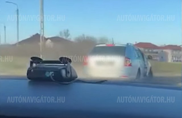 Videón egy újabb hazai autós üldözés!