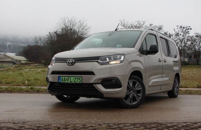 Kellemes meglepetés a Toyota villany-hétülésese!