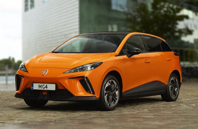 Ez lesz a villany-népautó? Itthon az MG4, mutatjuk az árait!