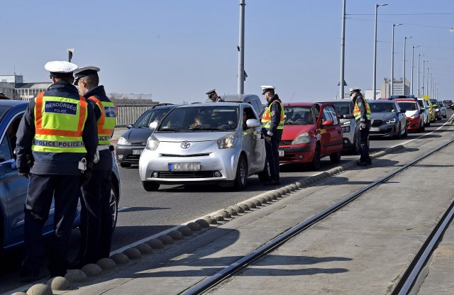 Rengeteg ittas vezetőt fogtak a húsvéti hétvégén a rendőrök