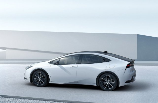 Pirospontot kapott a formájára az új Toyota Prius