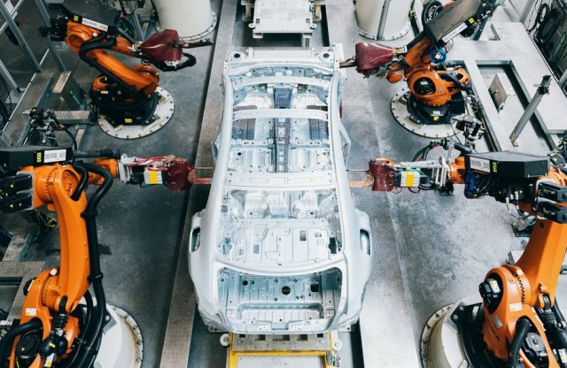 Tovább bővül a kecskeméti Mercedes gyár