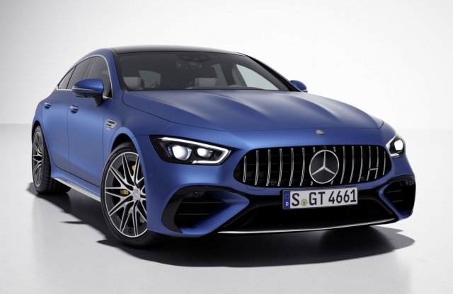 V8-as optikai csomag érkezett a hathengeres Mercedes-AMG GT-hez