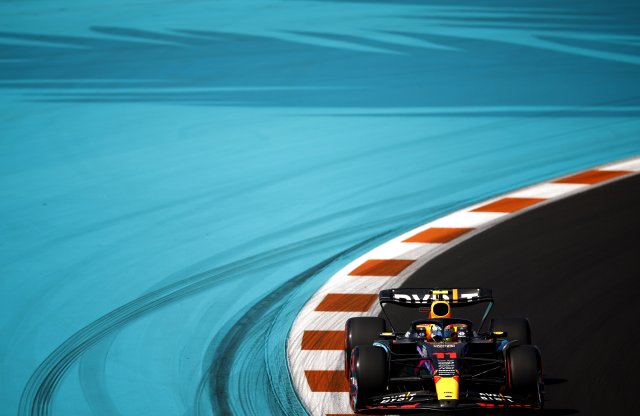 Verstappen a kilencedik helyről nyert tükörsimán Miamiban