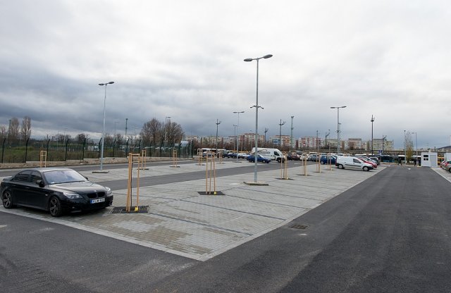 Fizetőssé válik az óriás-parkoló Budapest határában